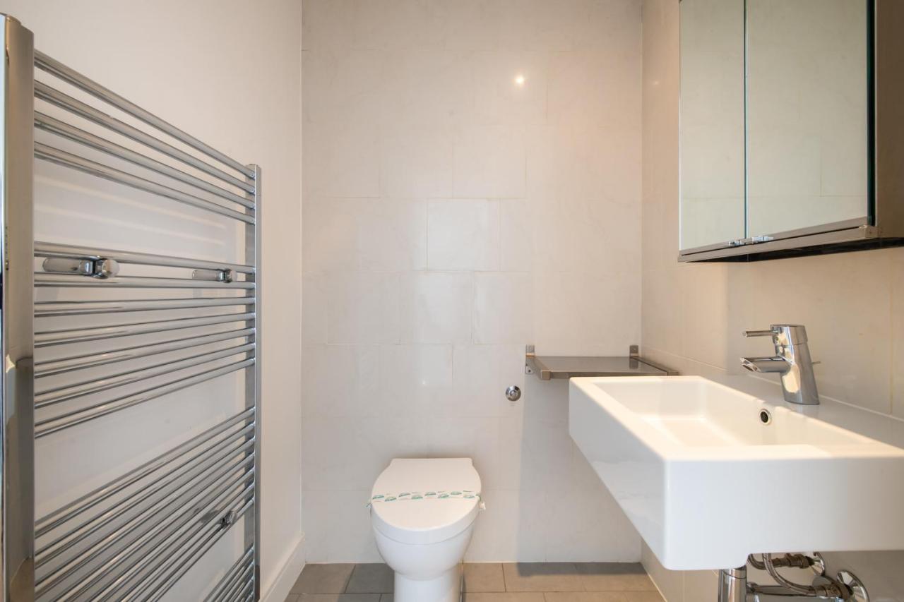 2 Bed Flat In Clapham Common Apartment London Bagian luar foto